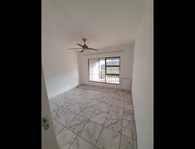 2 BEDROOM APARTMENT FOR SALE IN BASSONIA